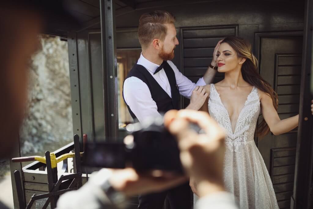 what to ask when meeting a wedding photographer