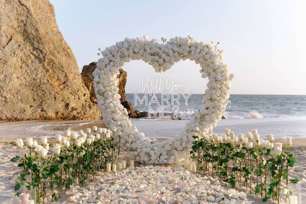 heart arch beach proposal for her
